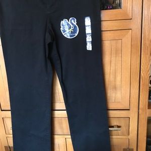 Gloria Vanderbilt Black stretch pant s 12
